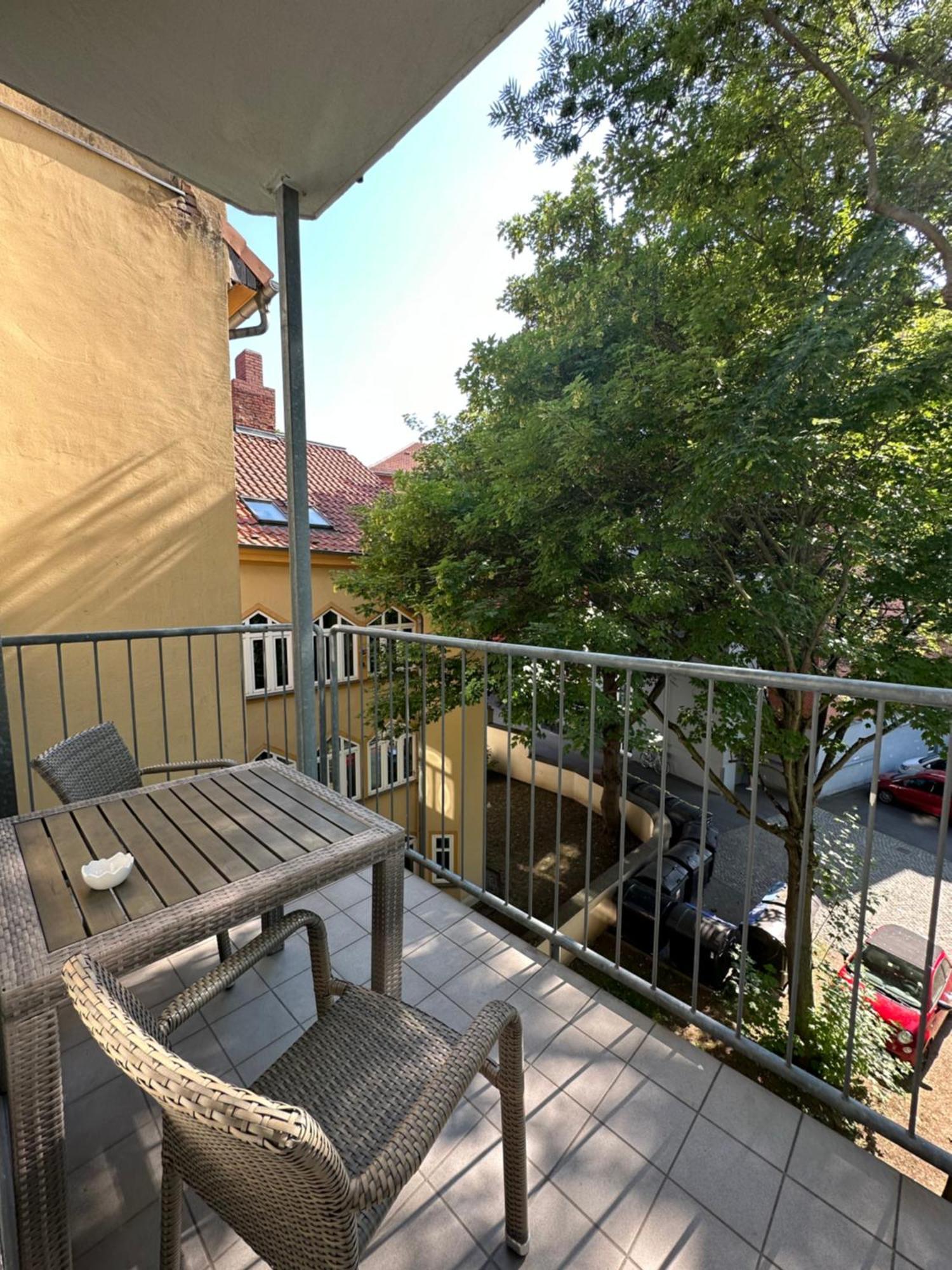 Komfortables Appartement Zentral Gelegen Erfurt Extérieur photo